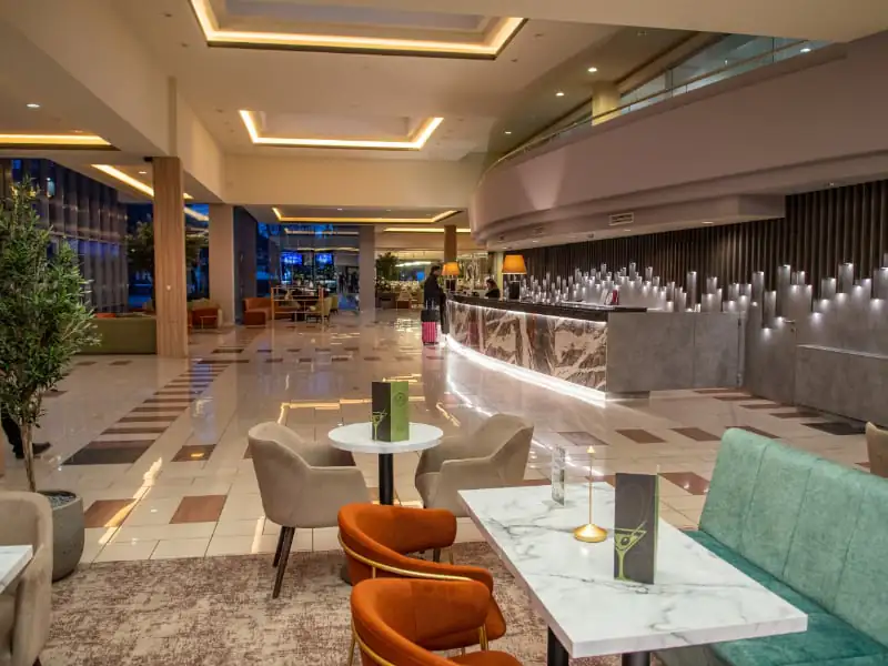 hotel-azur-obby-recepcio-8 Replace image